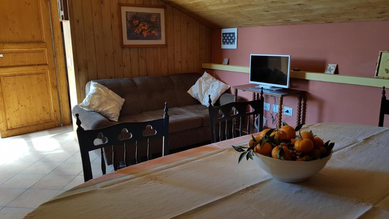 Original Sicily House Villa Santa Venerina Room photo